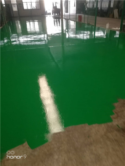 蒸湘下面我给你一份非常实用、地坪漆施工翻新